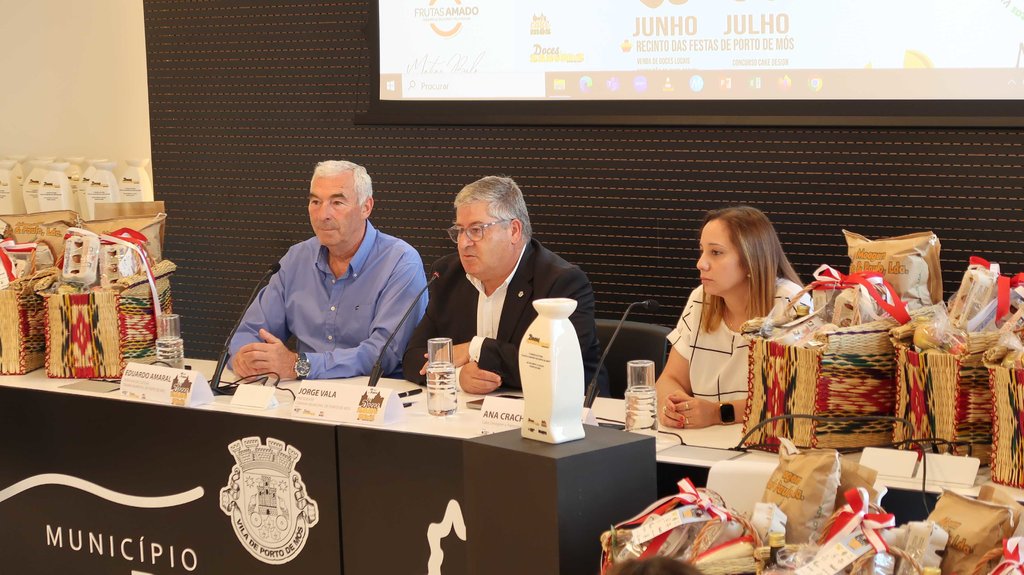 1.º Concurso e Feira de Doces e Sabores, apresentação de participantes e patrocinadores 